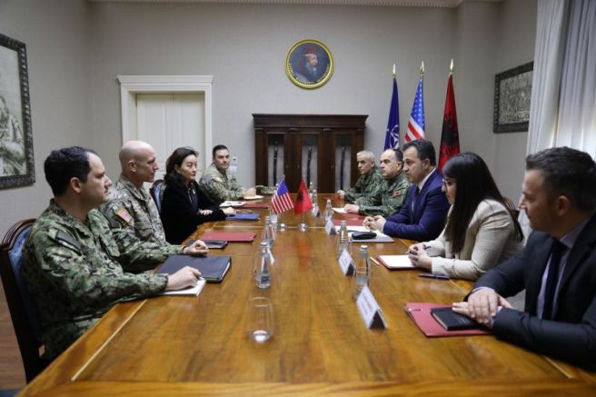 Специалните сили на САЩ за Балканите, разположени в Албания, встъпиха