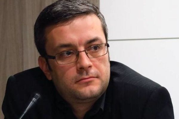 Тома Биков коментира смяната на предложението за нов военен министър