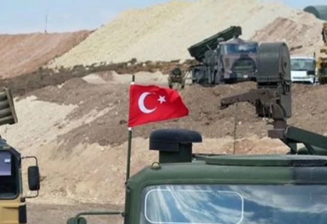 Турция нанесе серия от удари с безпилотни самолети по военни