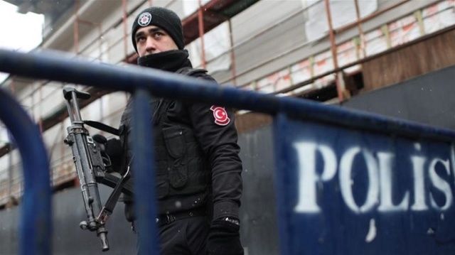 Турските сили за сигурност задържаха заподозрян за членство в терористичната