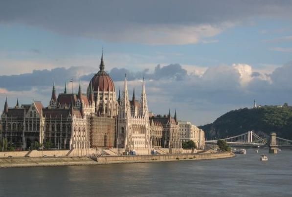 Агенцията съобщи че Унгария ще наложи вето на всяко европейско