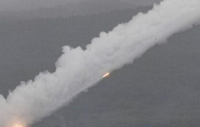 Украйна беше подложена на масиран ракетен обстрел през тази нощ