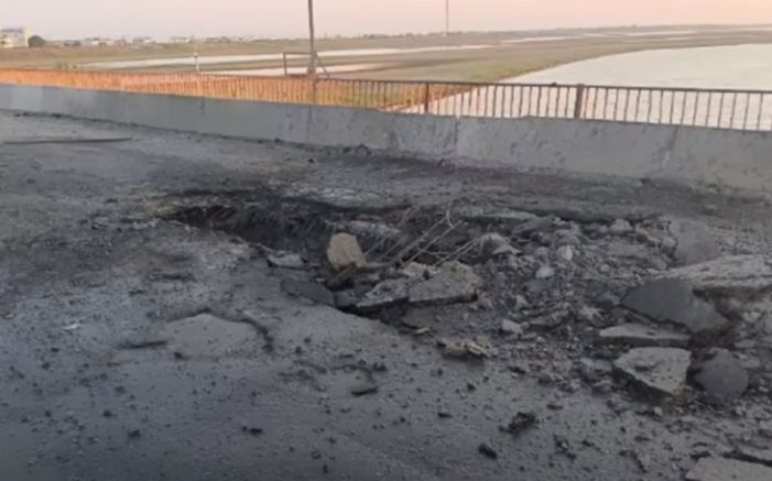 Силите за отбрана на Украйна днес са атакували Чонгарския мост