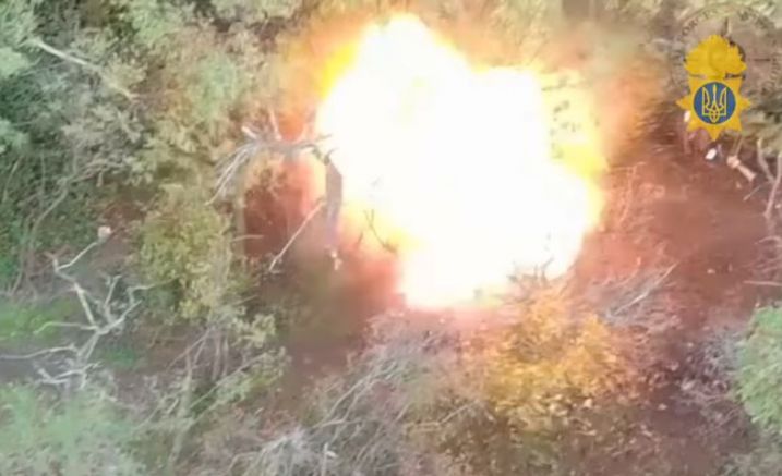 Мощен взрив избухна в района на военен полигон край руския
