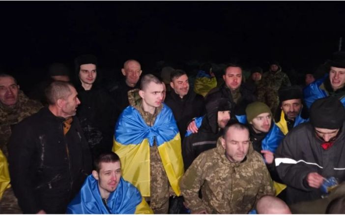 Украйна си върна от плен 230 военни и цивилни чрез