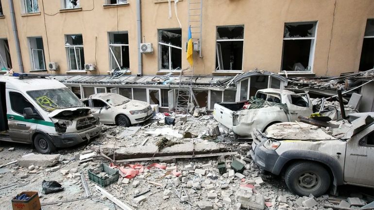 Руската авиация бомбардира центъра на украинския град Харков предава Ройтерс