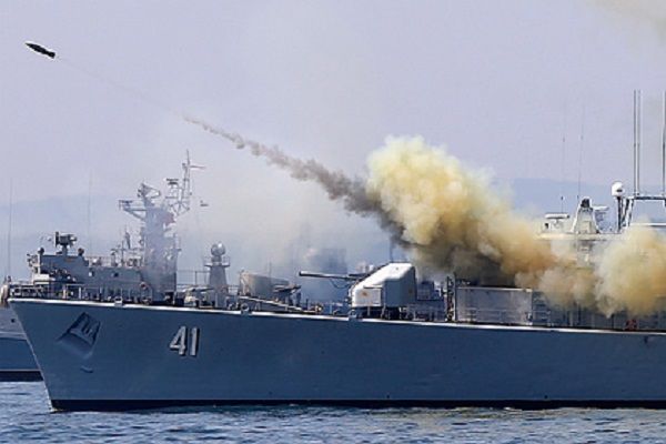 Русия изпрати в Черно море две ракетоносача но запасите от