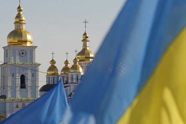 Президентът на Украйна Владимир Зеленски подписа указ за ограничаване на