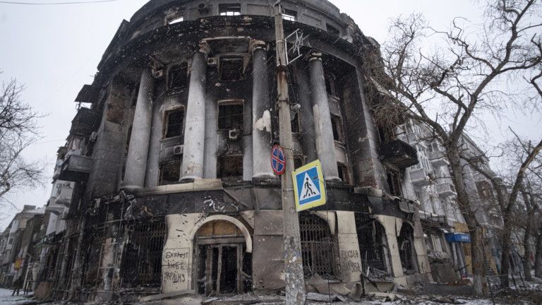 Президентът на Украйна Володимир Зеленски потвърди днес загубата на Бахмут