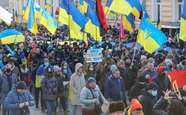 Мирно шествие в подкрепа на Украйна под наслов Не сме
