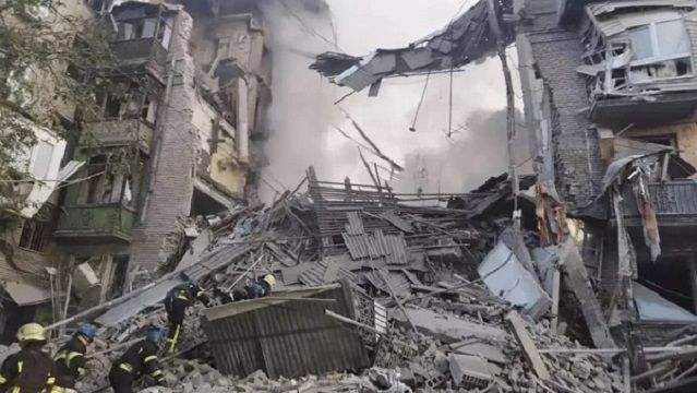 Украинска страна съобщи днес за руски обстрел срещу сгради на