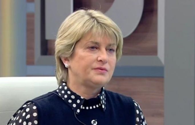 Министърът на младежта и спорта Весела Лечева отговори на днешните