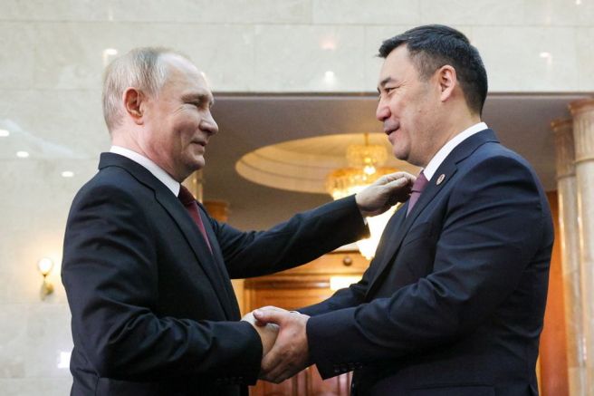 Руският президент Владимир Путин ще посети утре Киргизстан съобщи президентската