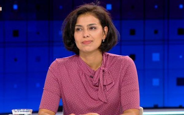 Синдикатката Ваня Григорова от КТ Подкрепа се кахъри че 30