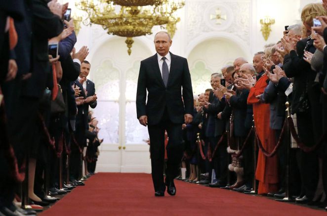 Владимир Путин за пети път встъпи в длъжност президент на