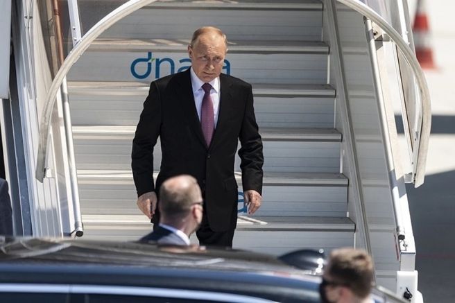 Руският президент Владимир Путин е поканен на срещата на върха