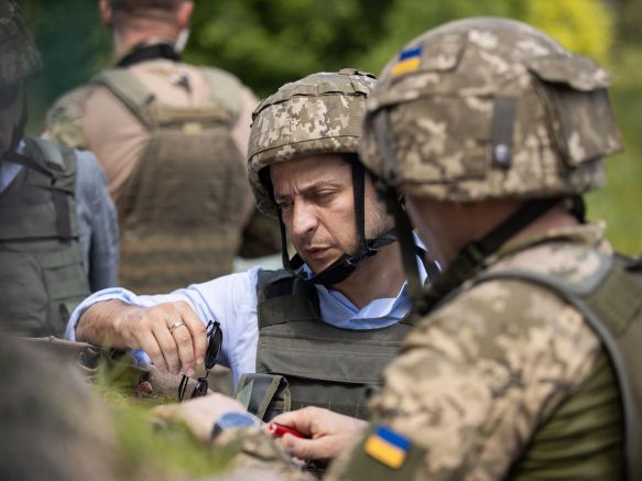Украйна е изправена пред нов етап в пълномащабната война с