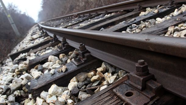 Момиче на 14 години е прегазено от влак в района