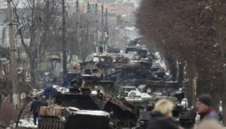 Около 400 цивилни са погребани в град Северодонецк близо до