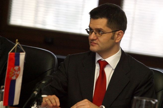 Председателят на сръбската опозиционна Народна партия Вук Йеремич заяви днес