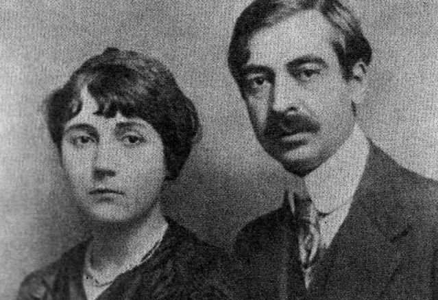 Поетът и Лора, 1912 г.