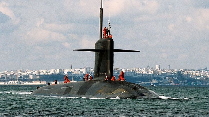 Планът на Австралия за разработване на флотилия от тихи ядрени