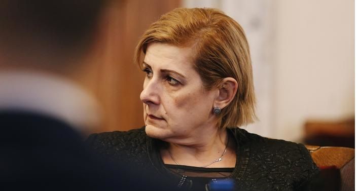 Досегашното управление беше катастрофално коментира пред независимият депутат Елена Гунчева