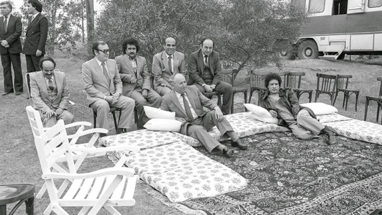 Тодор Живков получи седло за камила лично от либийския вожда Муамар Кадафи след една от успешните сделки.