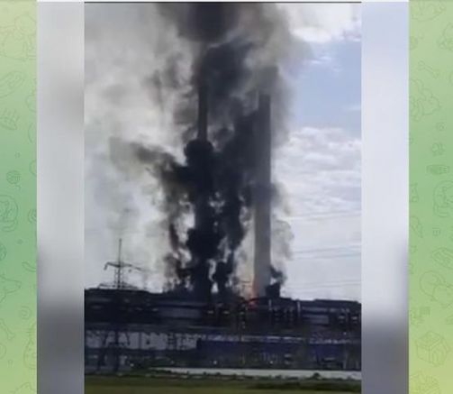 Най малко трима души пострадаха при пожар в електроцентрала в пограничната