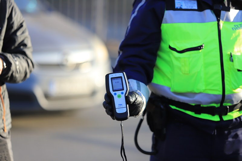 Глобяват двойно шофьори, отказали тестове за алкохол и наркотици, остават за 4 г. без книжка