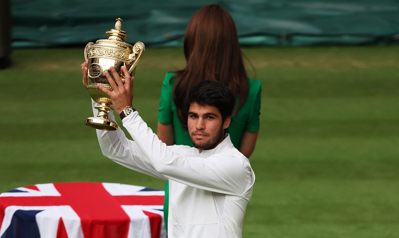 Титла №24 ще почака: 20-годишният Карлос Алкарас е новият крал на Уимбълдън, детронира Джокович