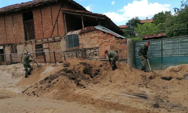 В пострадалите карловски села започва нов оглед на щетите