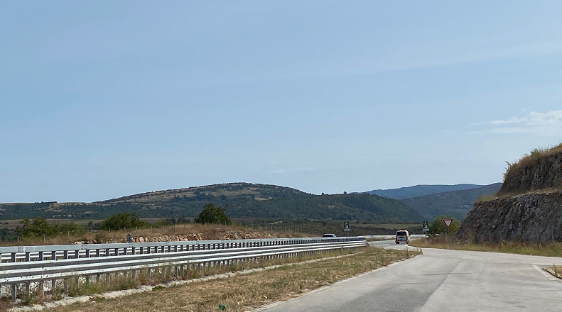 Ограничения на движението по АМ “Хемус” през почивните дни