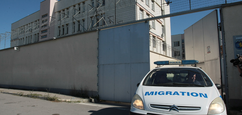 Бежанските лагери в страната са препълнени