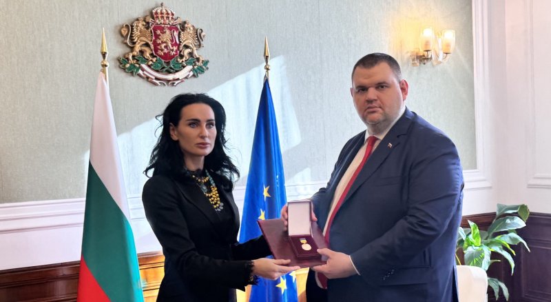 Пеевски получи медал за особени заслуги към Украйна