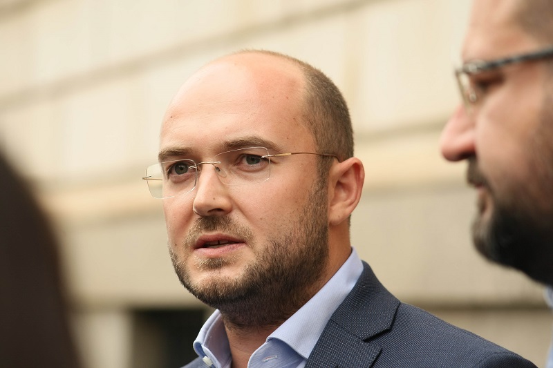 Прошко Прошков: Правителството да не наказва София, ако градският транспорт спре, ще е заради кабинета