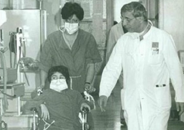 През 1986 г. светът се събужда с новината, че в страната ни е извършено първото присаждане на сърце в целия Източен блок