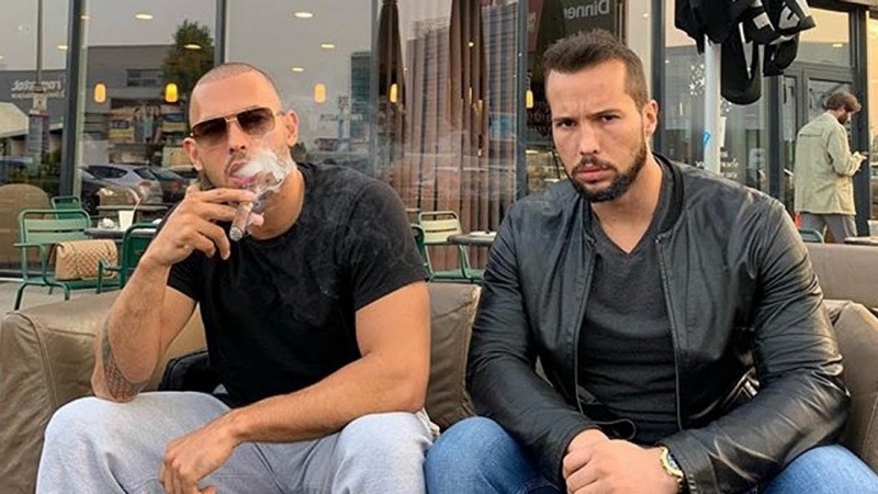 Братята Тейт бяха освободени от домашен арест