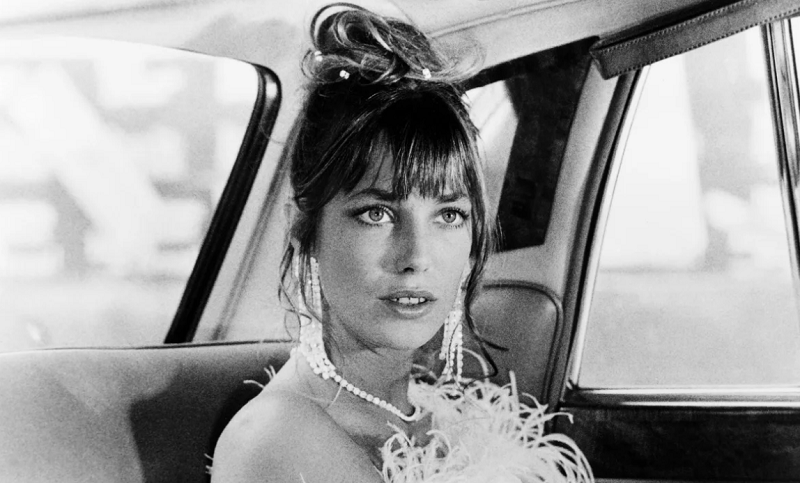 Почина легендарната френска певица Джейн Бъркин (видео)