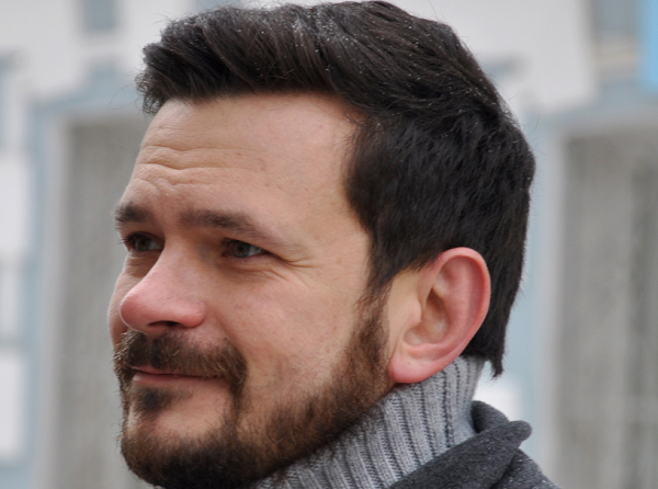 Русия иска да задържи в затвора критик на Путин