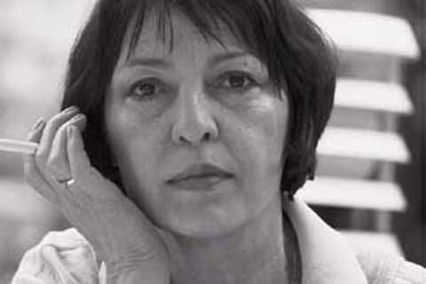 Паметта на Катя Паскалева потъна в тръни 10 г. след кончината й