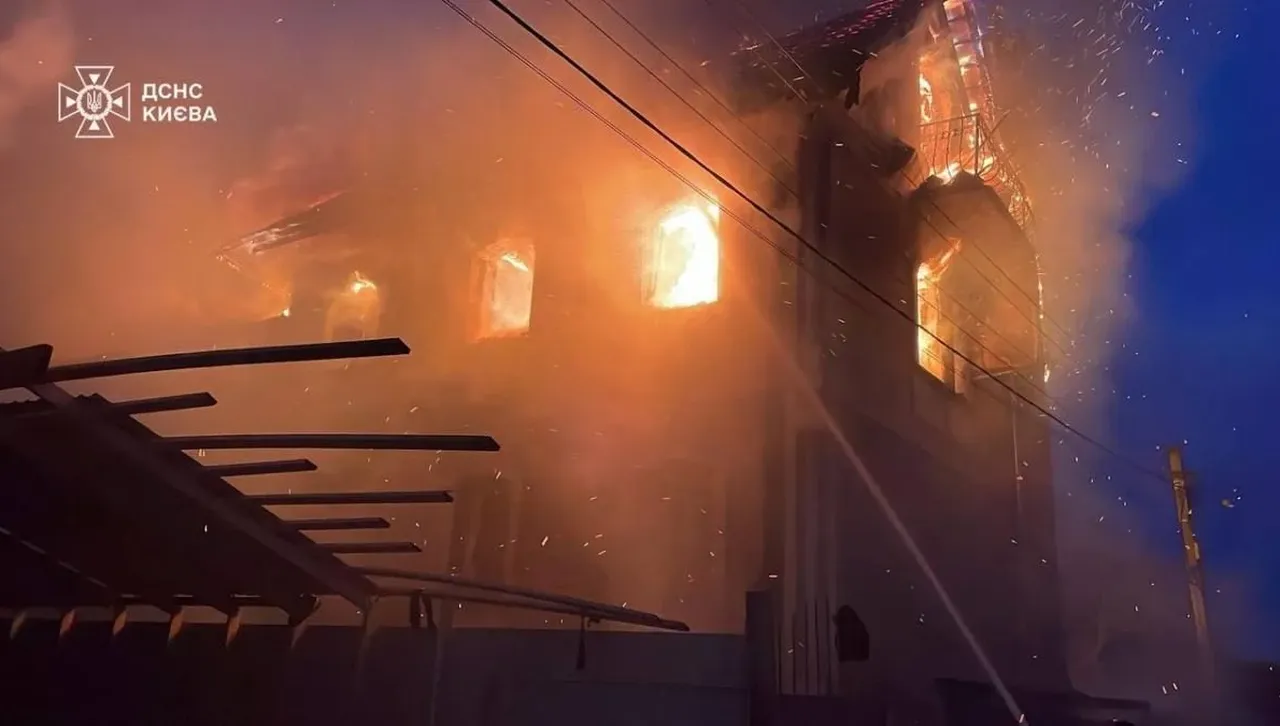 Въздушна тревога продължи няколко часа след силни нощни експлозии някои