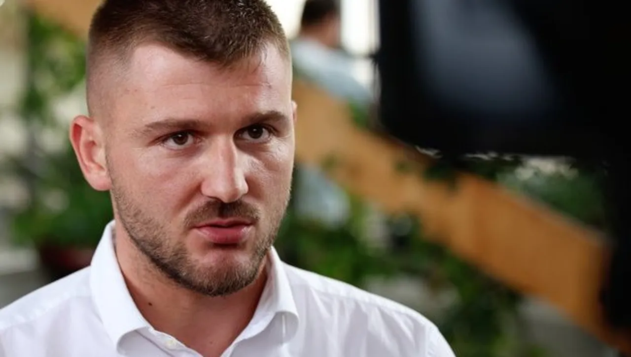 Глоби за трактори на пътя: зърнопроизводители недоволстват, че не могат да жънат