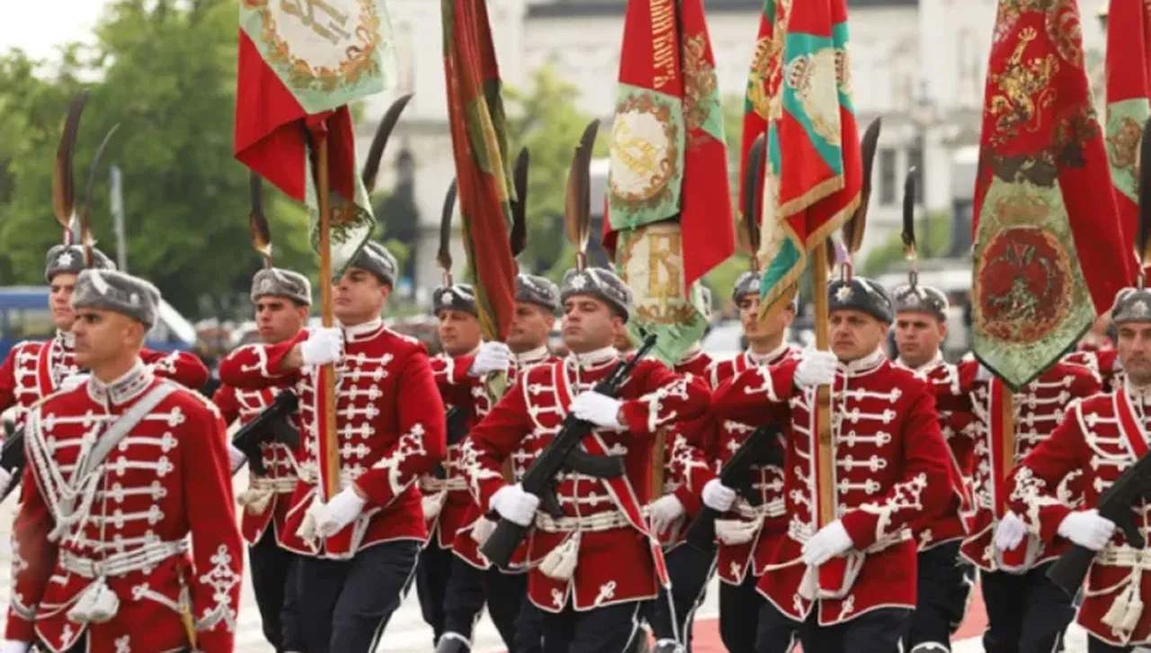 На 6 май осветиха българските бойни знамена и знамената-светини