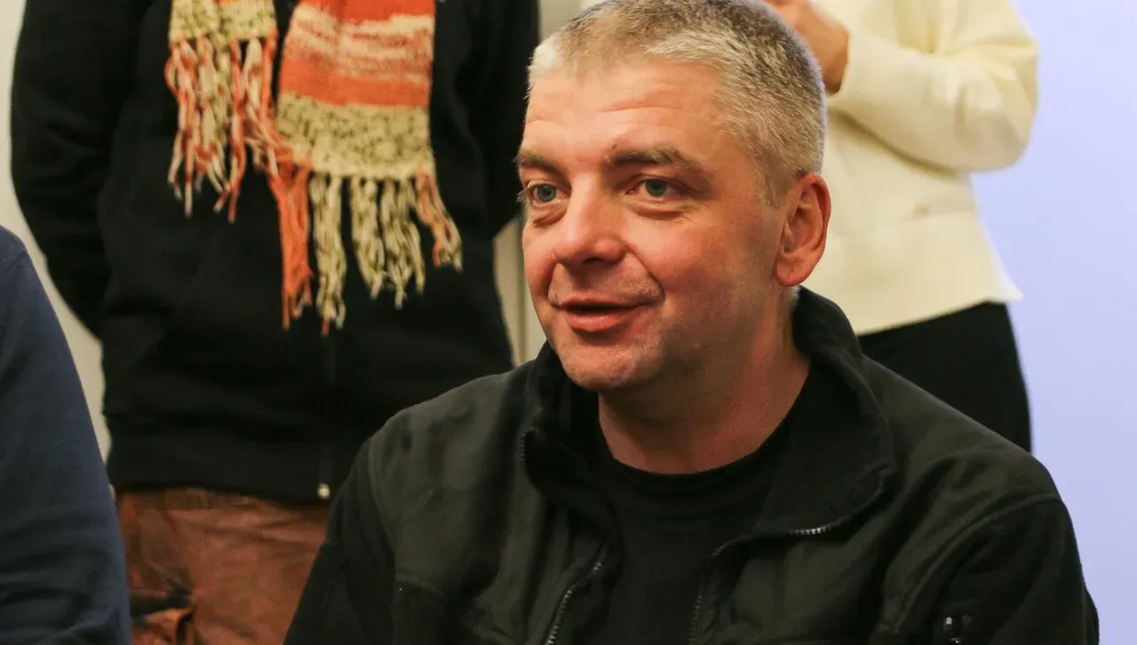 Преживял руски затвор украински журналист взе европейската награда за правата на човека 