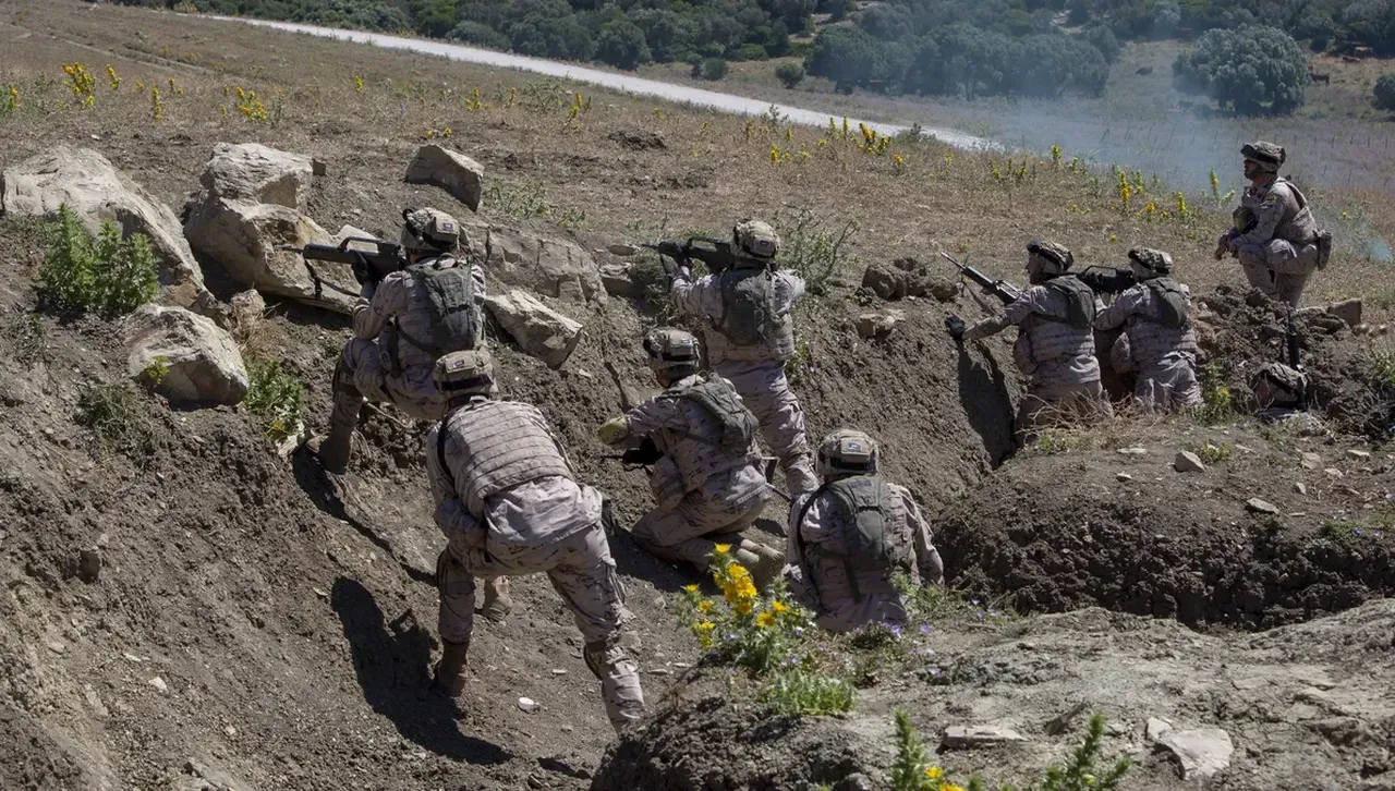 Все по-възрастни руски войници се бият в Украйна