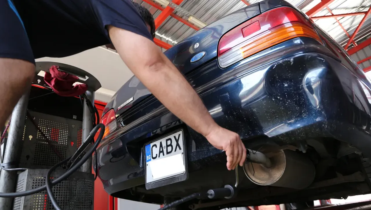 КЗП проверява оправдано ли е поскъпването на техническите прегледи