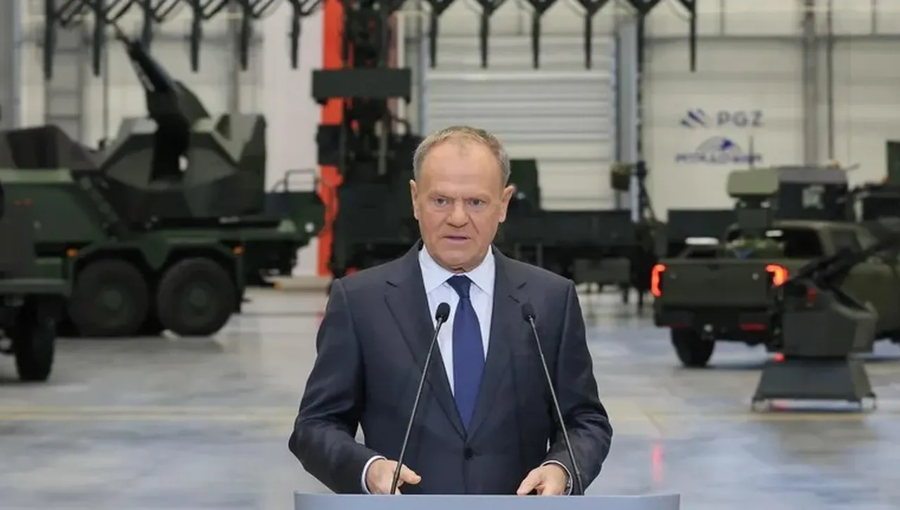 Полският премиер поиска резолюция на министрите си за възползване по механизма SAFE