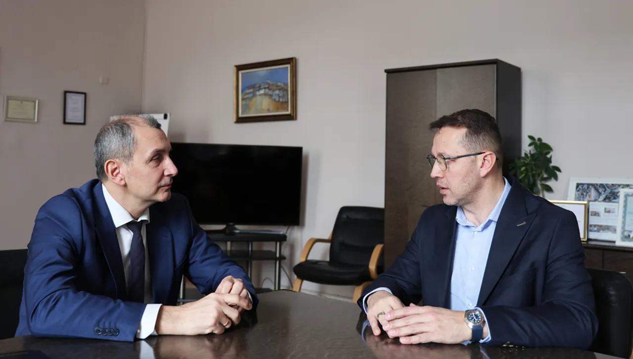 Здравният министър връща д-р Благомир Здравков като директор на детската болница