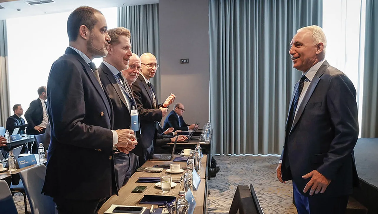 Футболната легенда Стоичков е специален гост на Генералната асамблея на Европейските лиги 